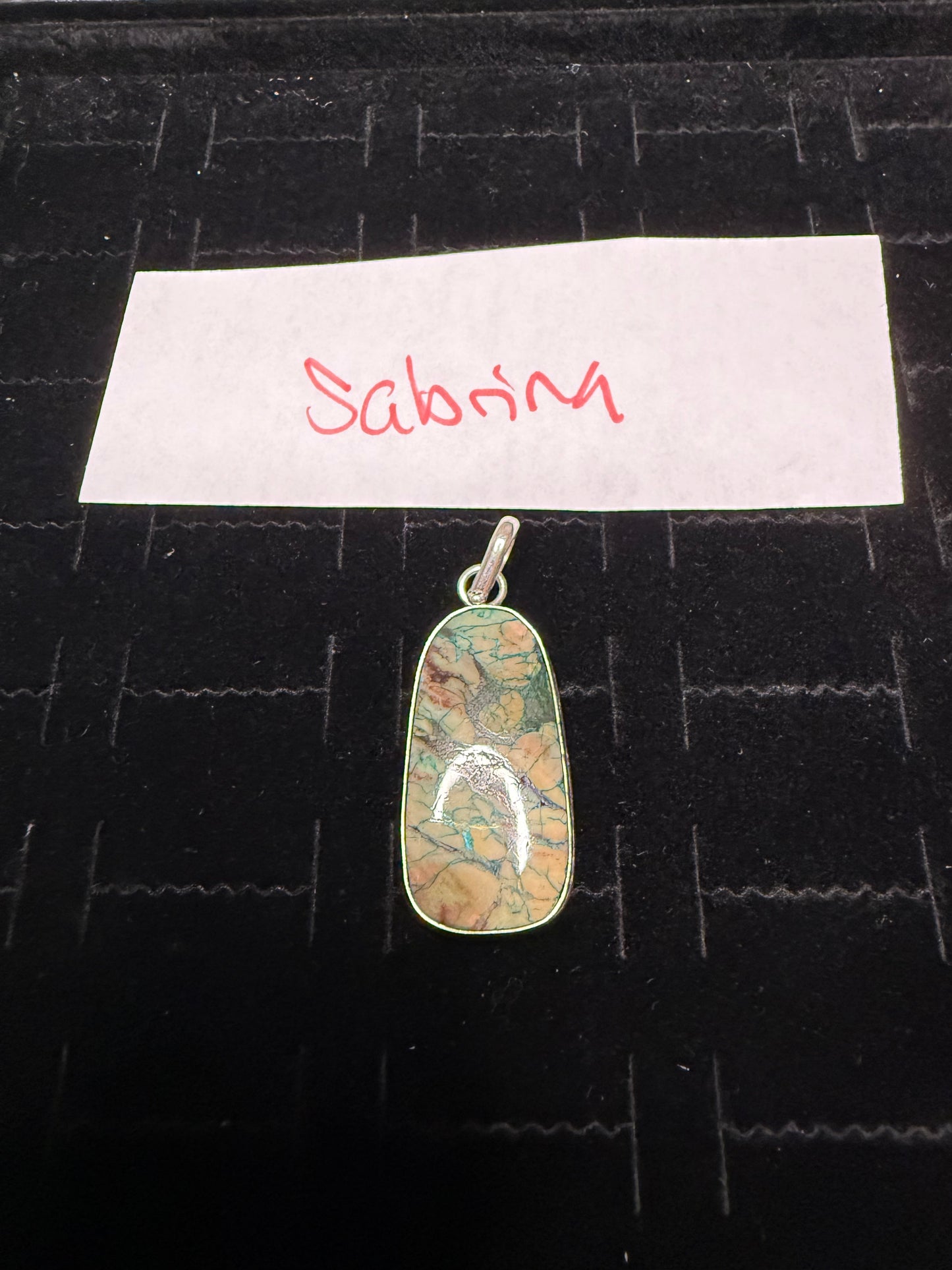 Sabrina due April 2
