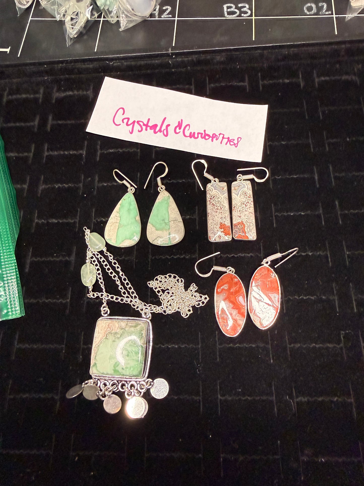 Crystals&Curiosities due Aug 1