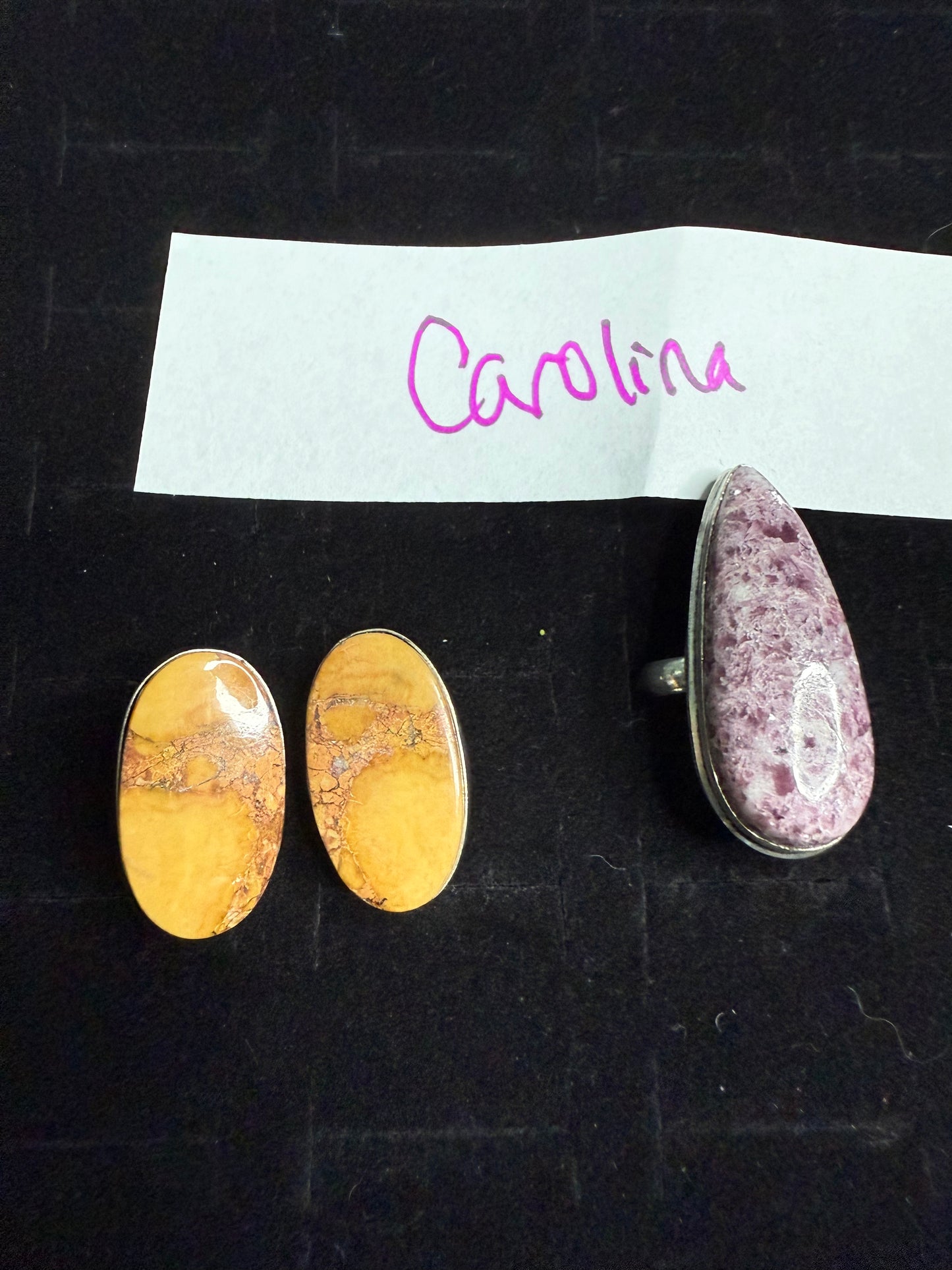 Carolina due April 16