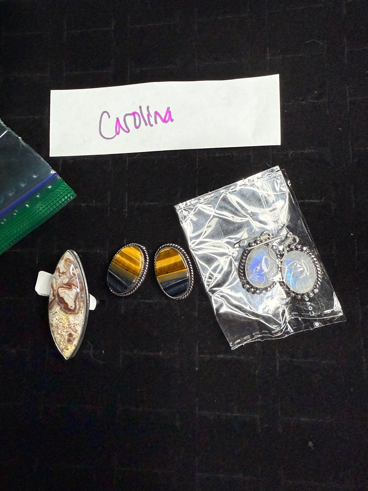 Carolina due April 26