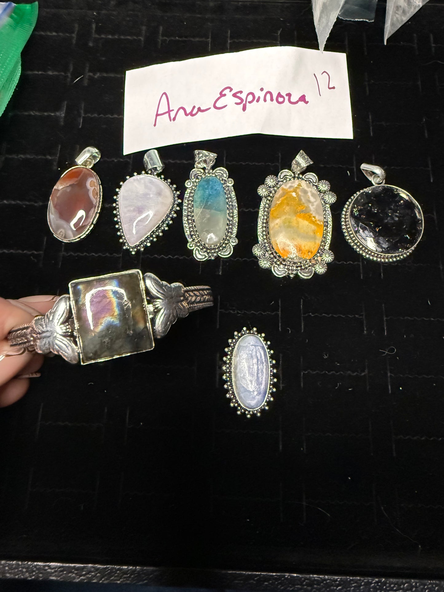 AnaEspinoza due Feb 12