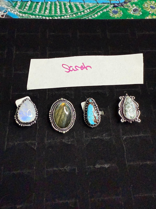 Sarah🐻 due April 4