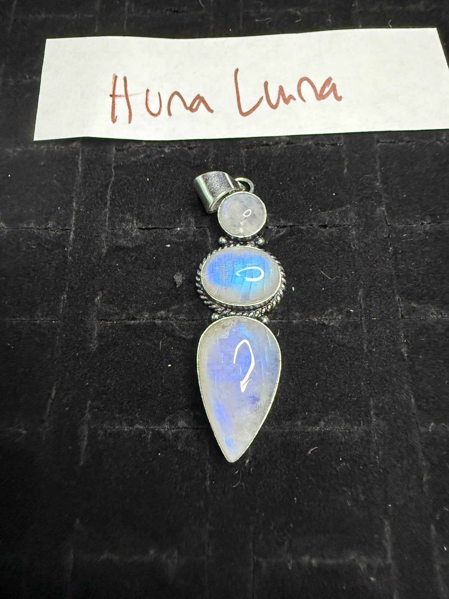 Hunaluna due April 8