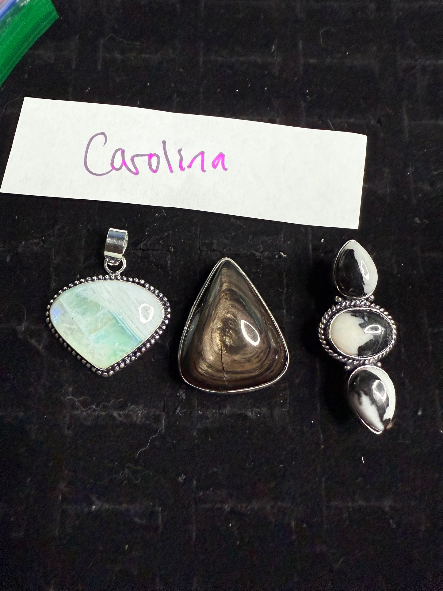 Carolina due April 16