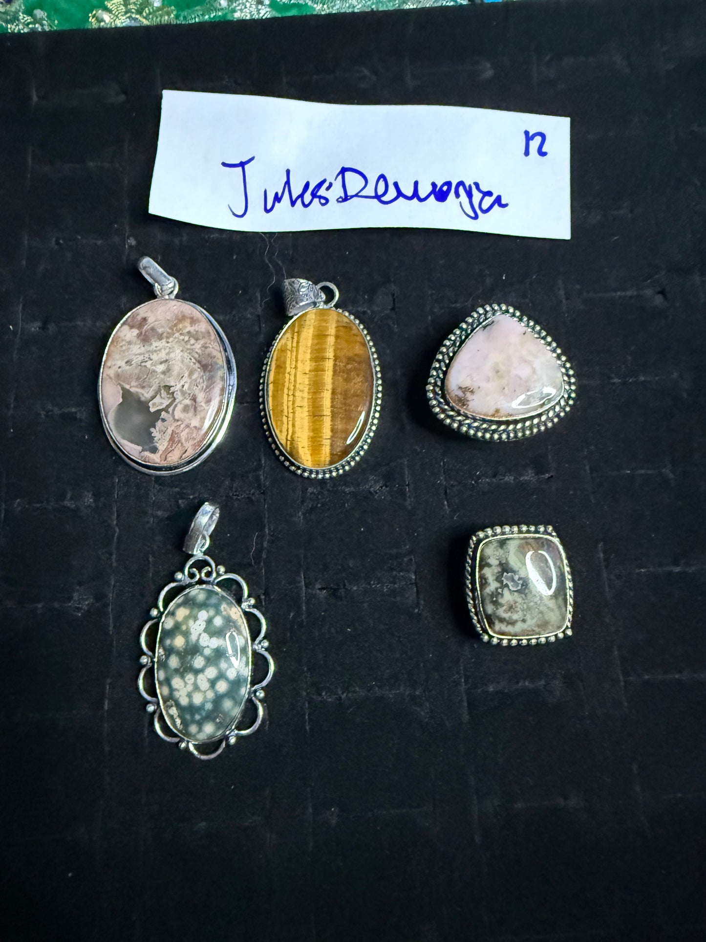 JulesDermonja due Aug 9