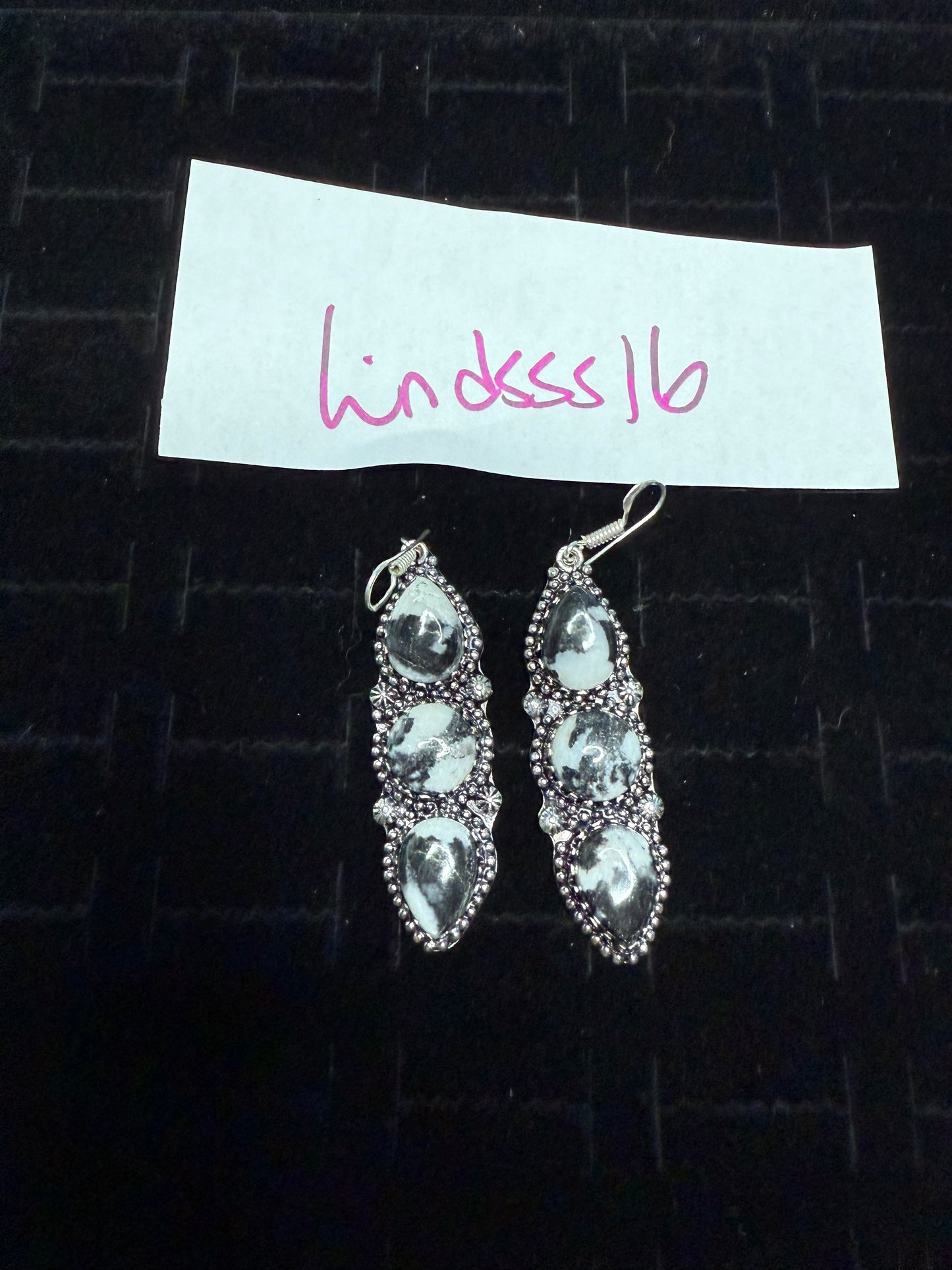 Lindsss16 due Sept 10