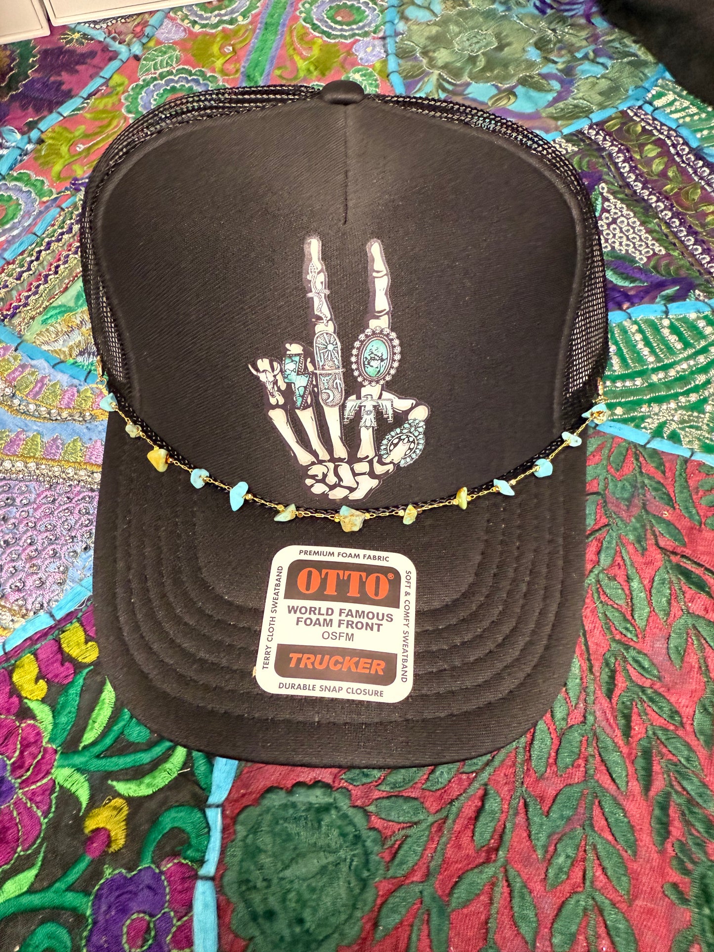Turquoise Skelly Hand Peace Sign Graphic Trucker Hat : With Chain