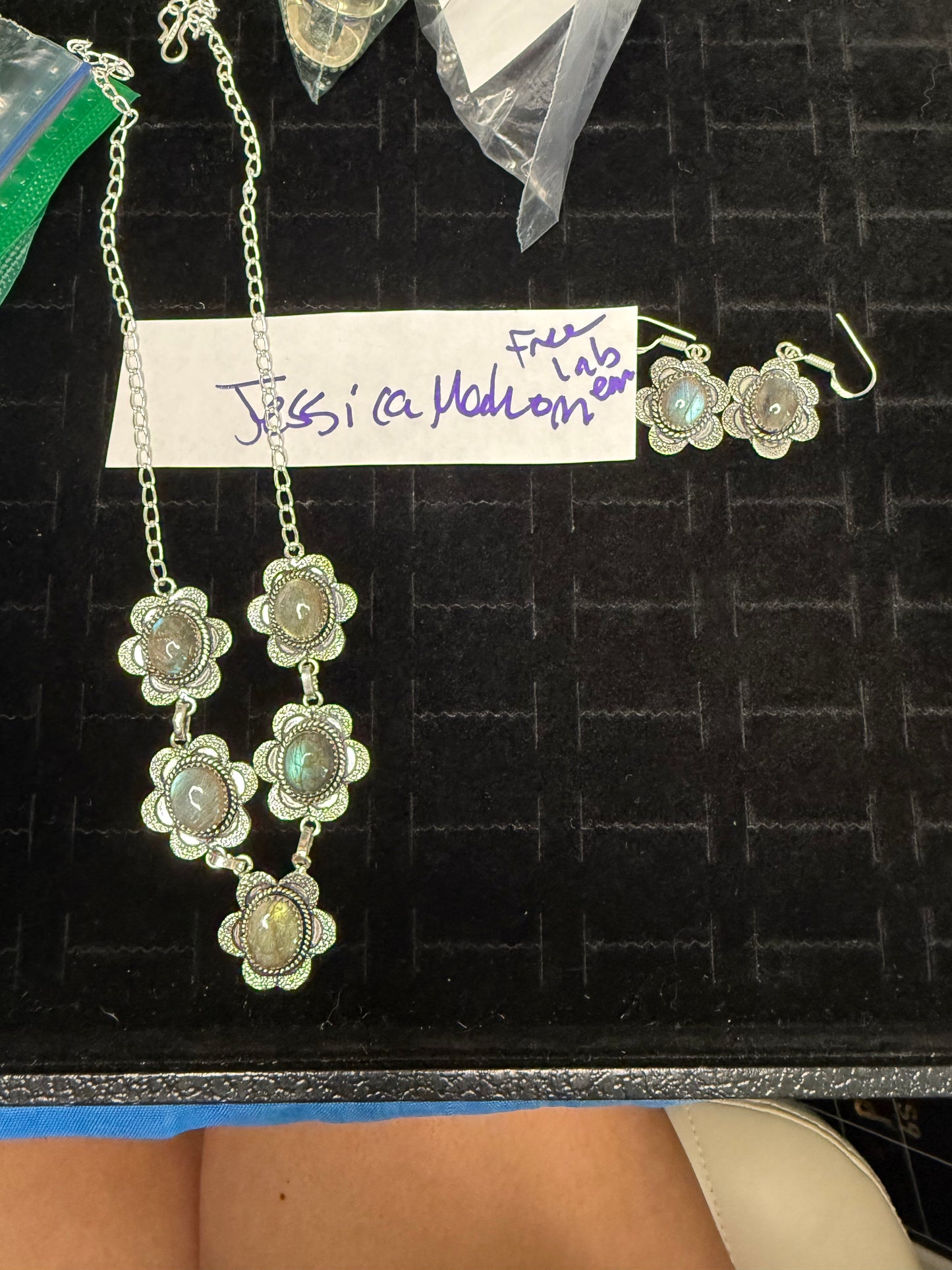 JessicaMahonn due Oct 1