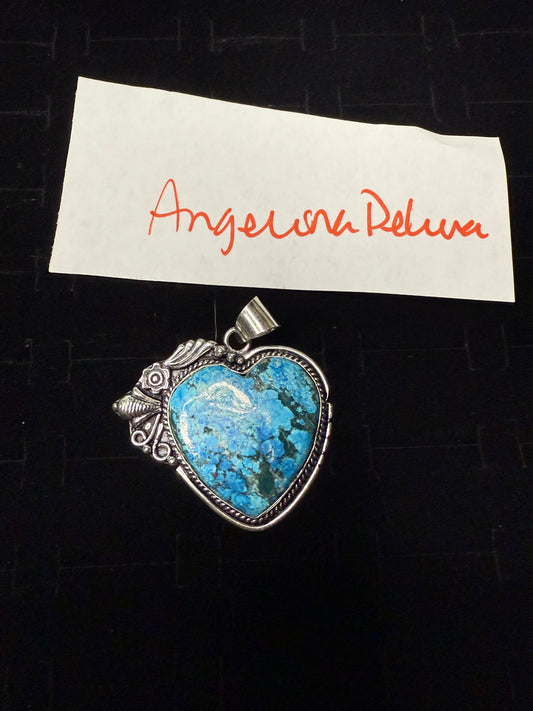 AngelinaDeLuna due Oct 8