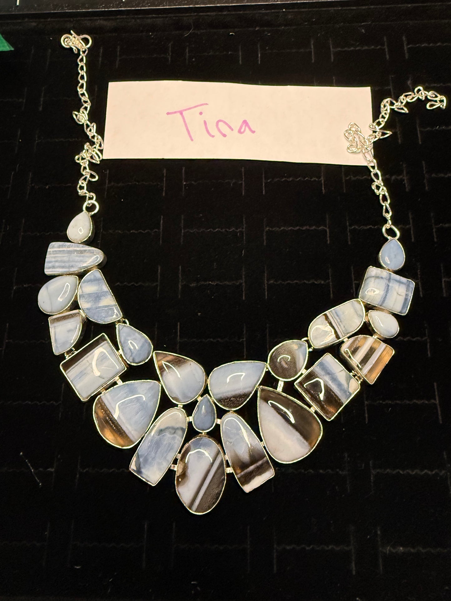 Tina due Dec 26