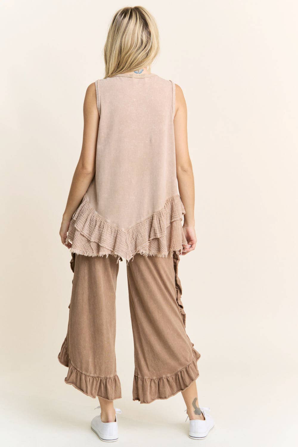 J.Her Side Ruffle Croppped pants Mocha